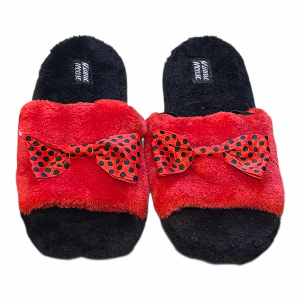 Minnie Mouse Black and‎ Red Fuzzy Slip On House Slippers NWT